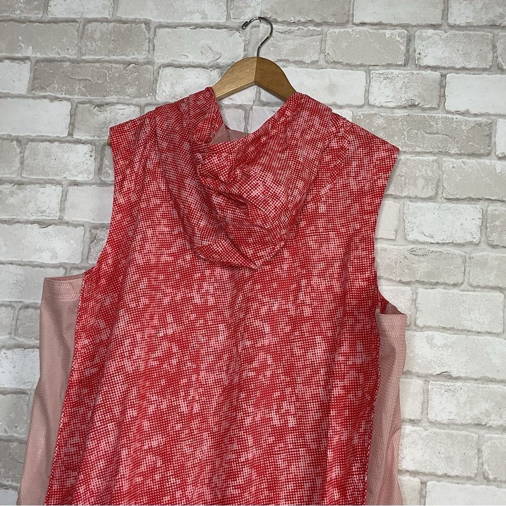 Adidas Women’s Pink Red Sleeveless Golf Vest - Picture 7 of 15